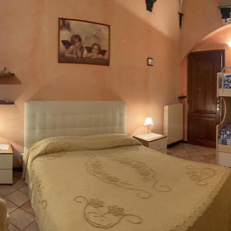 Apartamento Casa Nives Imperia Exterior foto